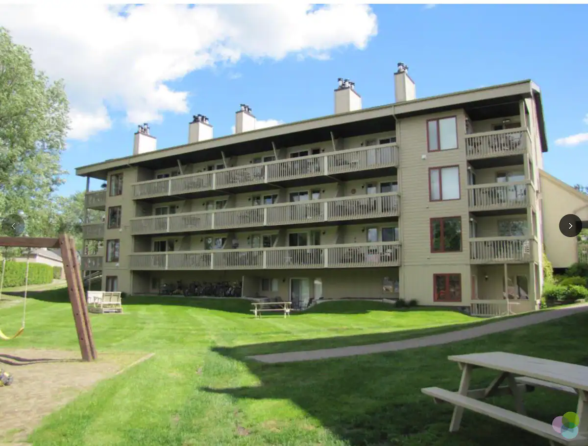 Condo to rent at Magog