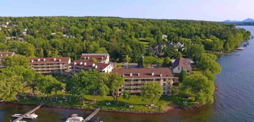 Condo à louer à Magog